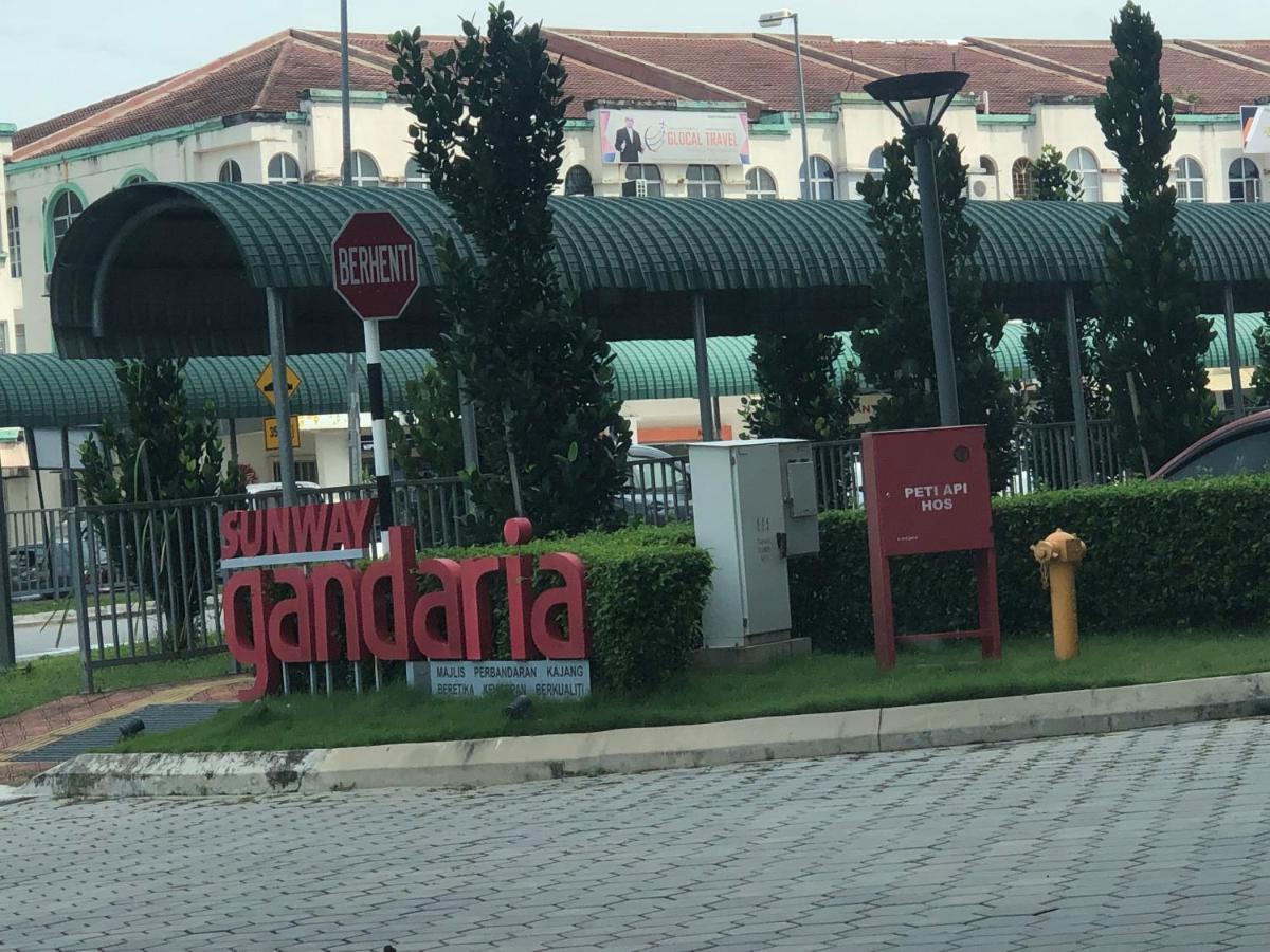 Condostay At Bangi Kampong Sungai Ramal Dalam Buitenkant foto